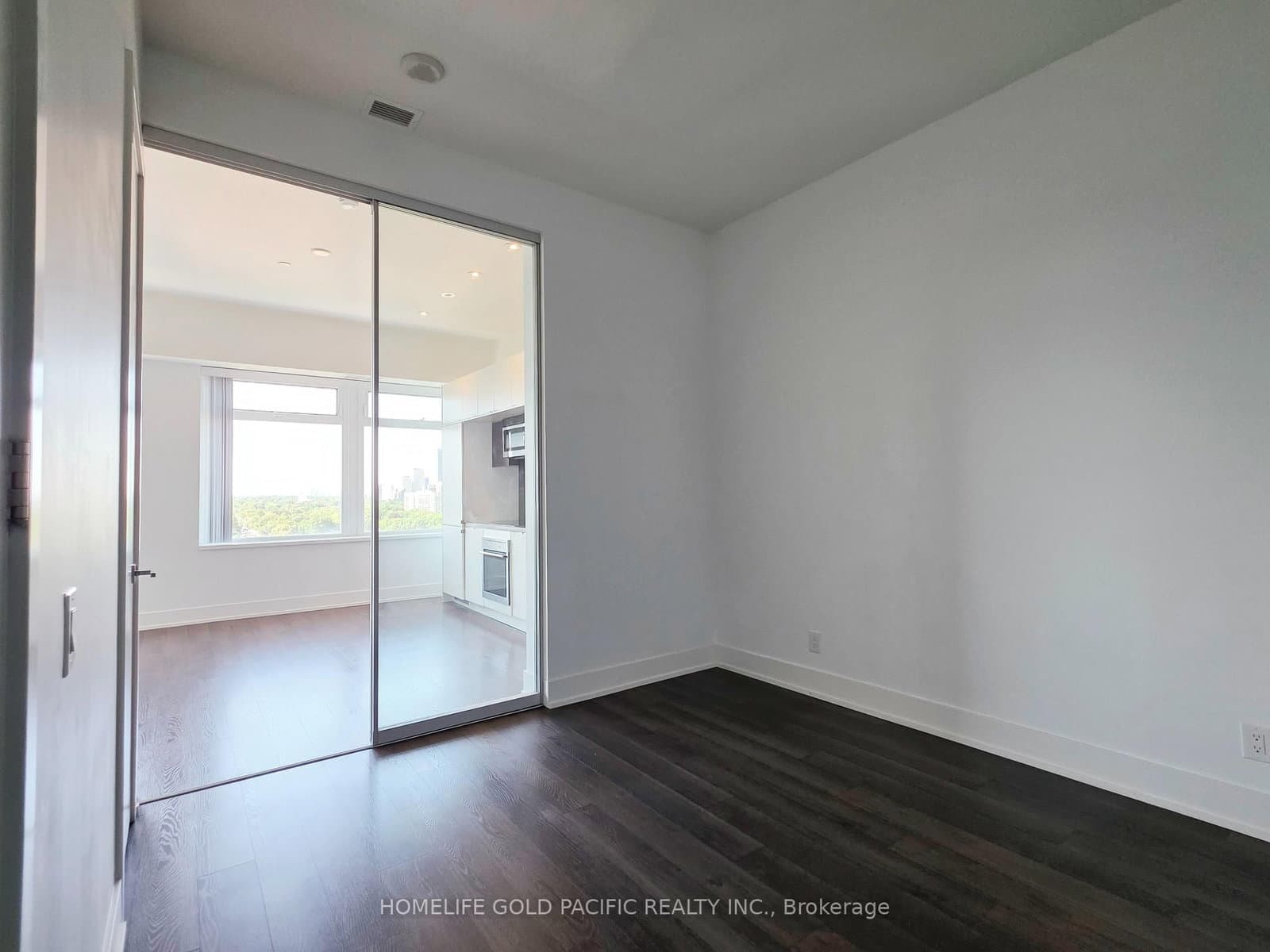 111 St. Clair Avenue W, Unit 1222 thumbnail 7
