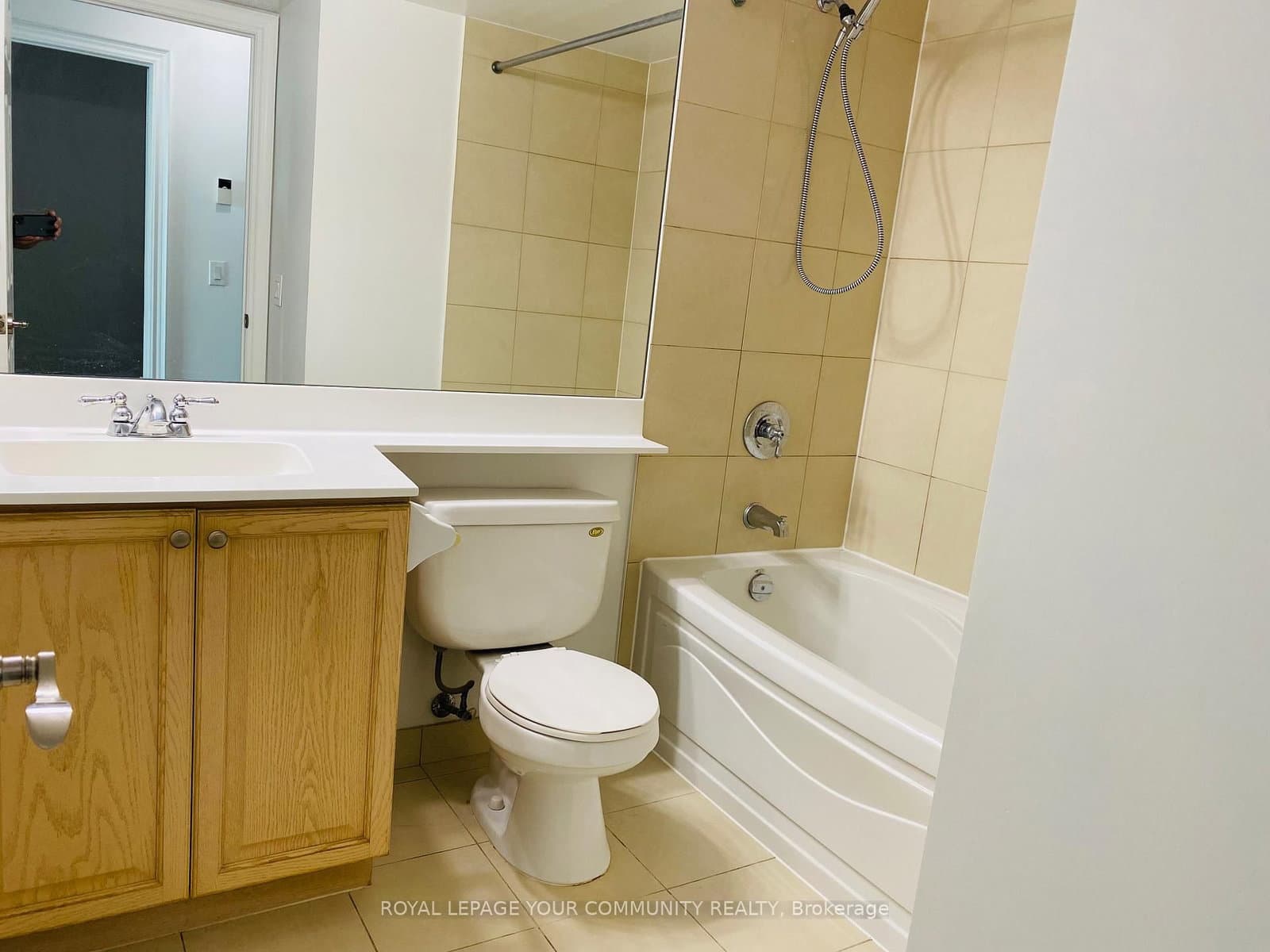 25 Greenview Avenue, Unit 1017 thumbnail 26