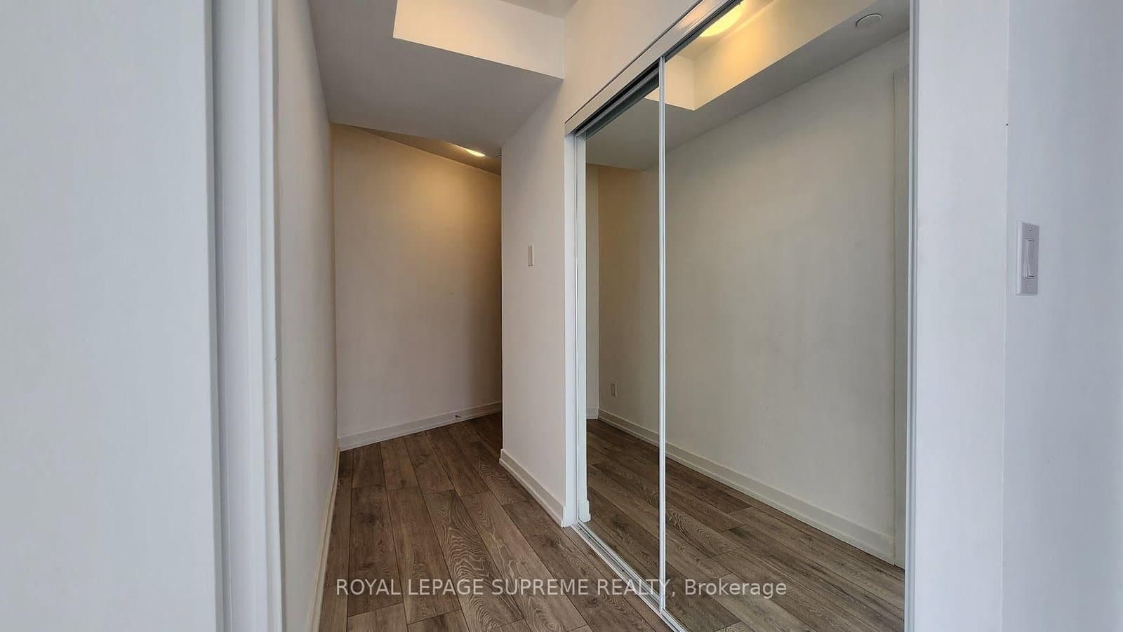 159 Wellesley Street E, Unit 2603 thumbnail 11