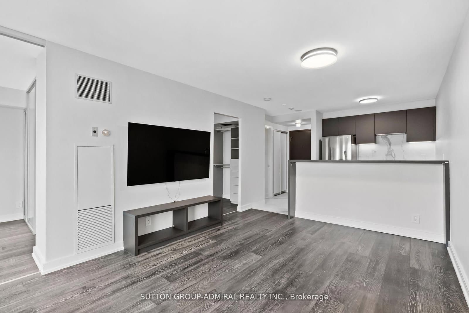 10 Yonge Street, Unit 1910 thumbnail 11