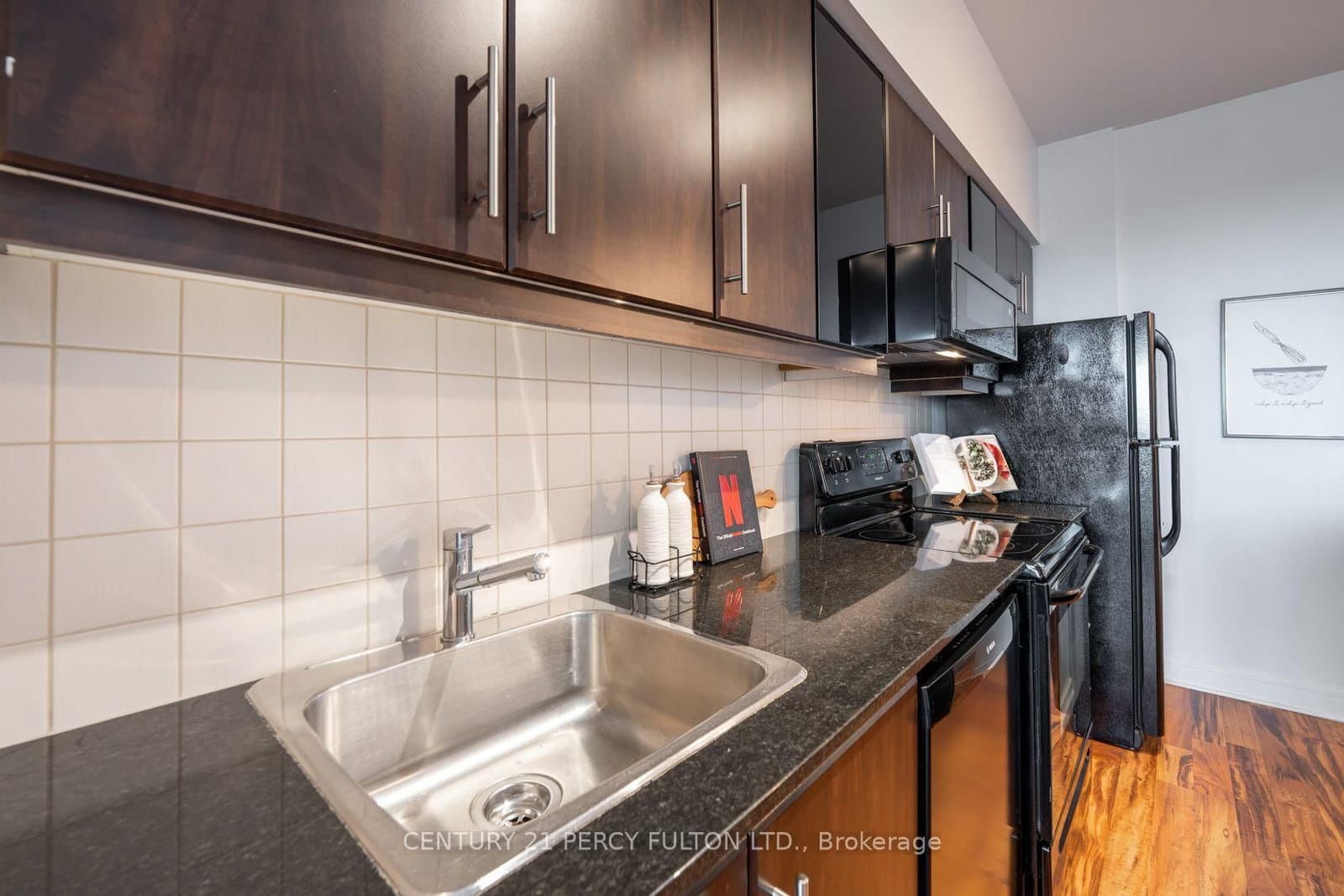 35 Brian Peck Crescent, Unit 1510 thumbnail 14