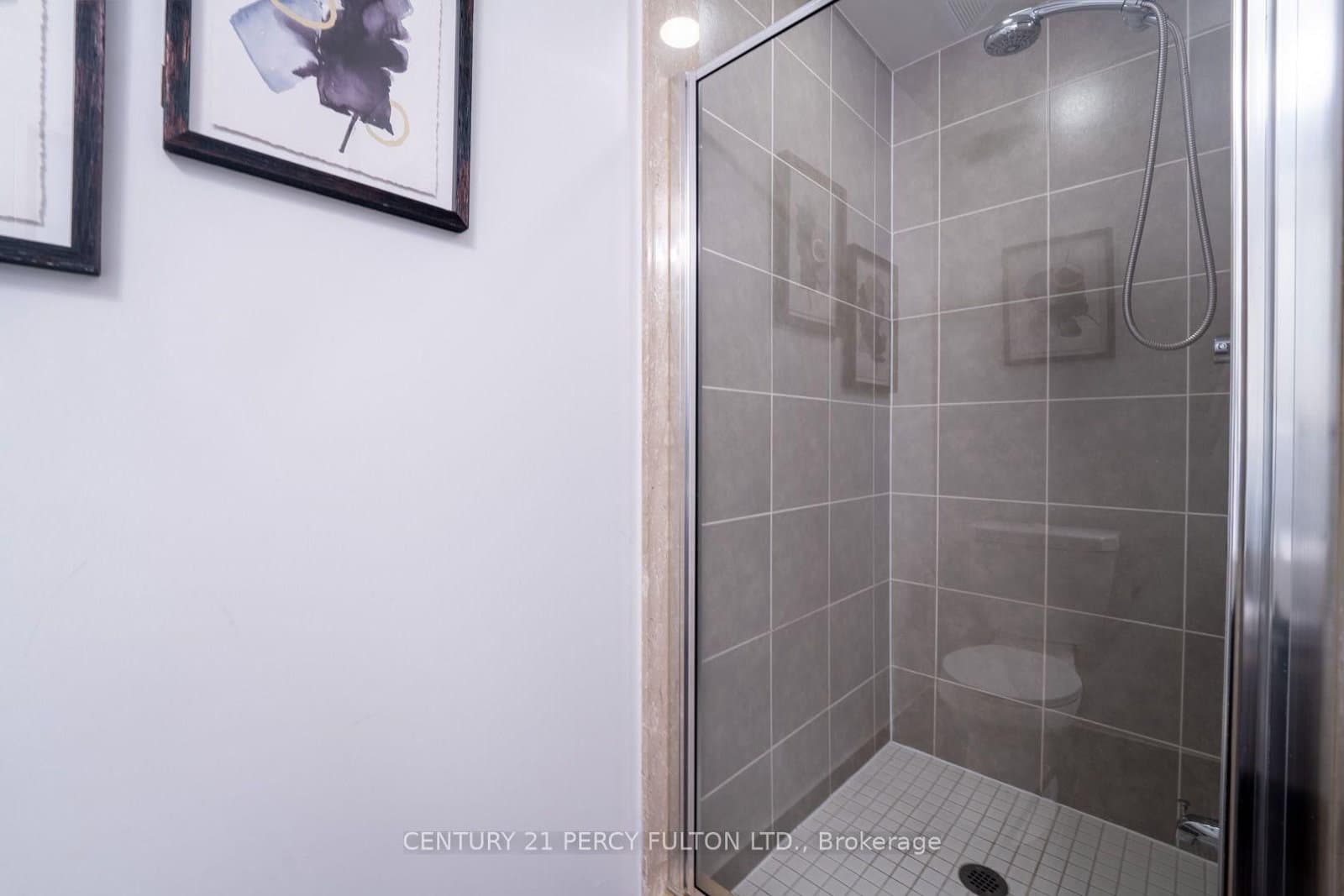 35 Brian Peck Crescent, Unit 1510 thumbnail 28