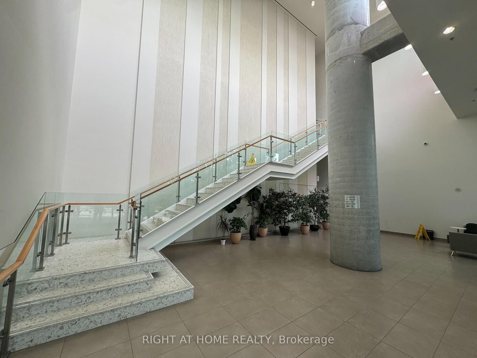 15 Singer Court, Unit 916 thumbnail 25