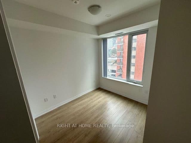 50 Dunfield Avenue, Unit 619 thumbnail 14