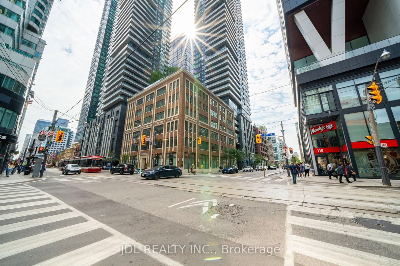 87 Peter Street, Unit 1411 thumbnail 2