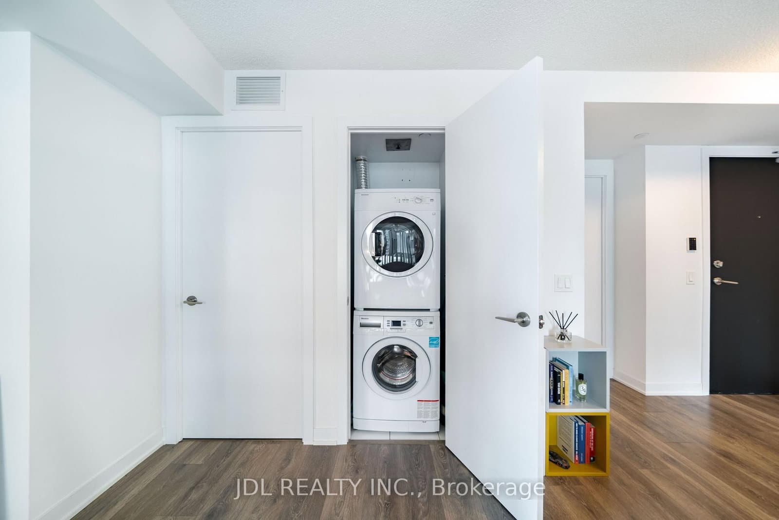87 Peter Street, Unit 1411 thumbnail 25