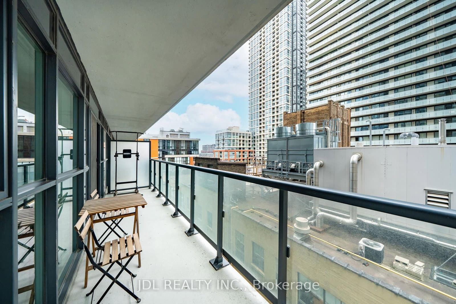 87 Peter Street, Unit 1411 thumbnail 28