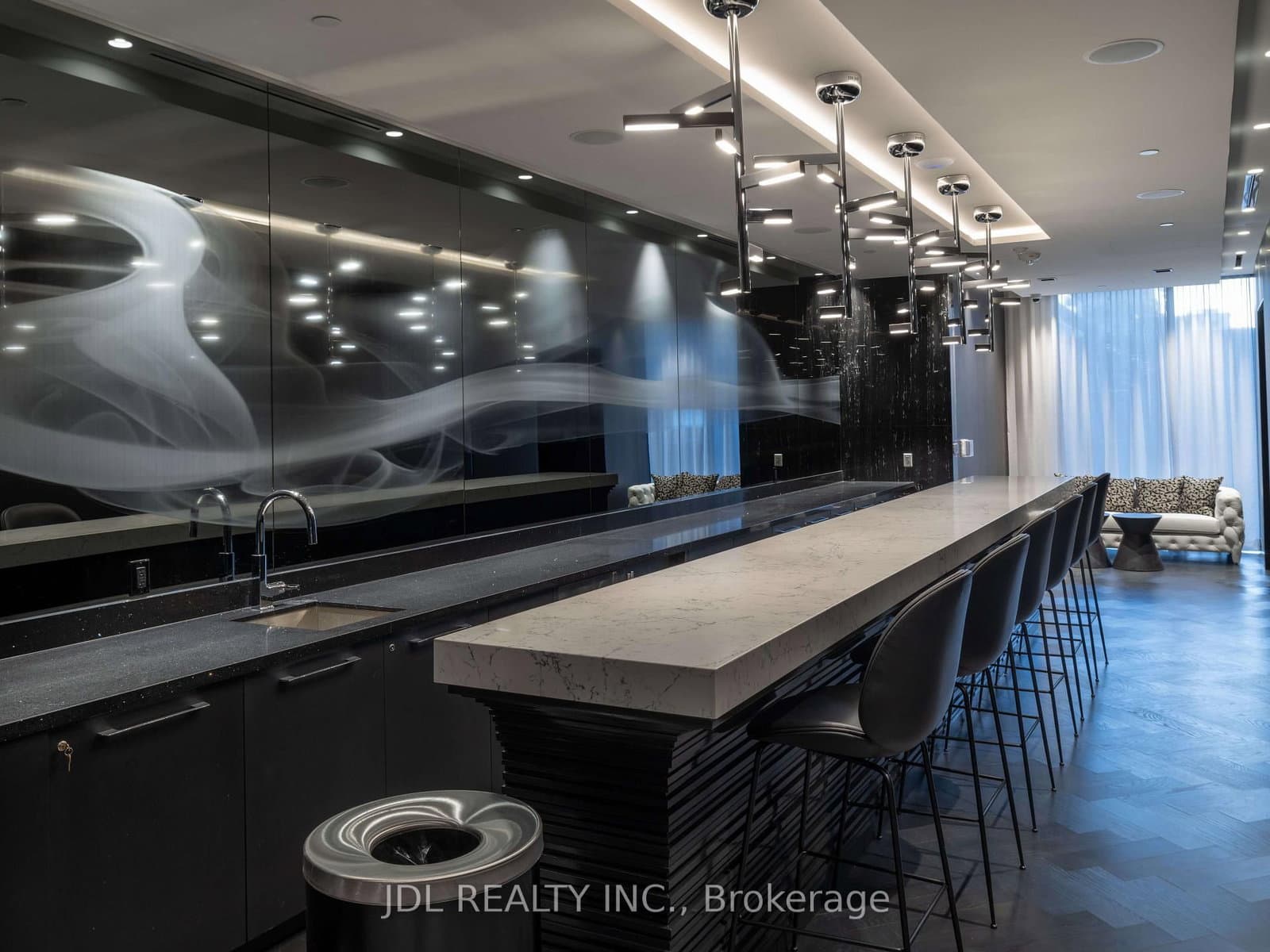 87 Peter Street, Unit 1411 thumbnail 35