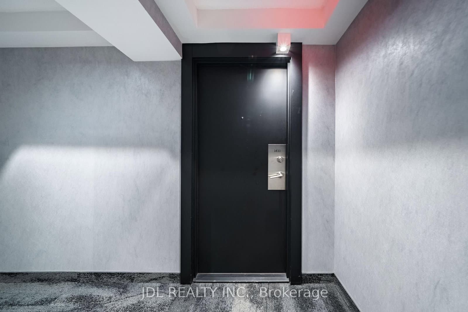 87 Peter Street, Unit 1411 thumbnail 4