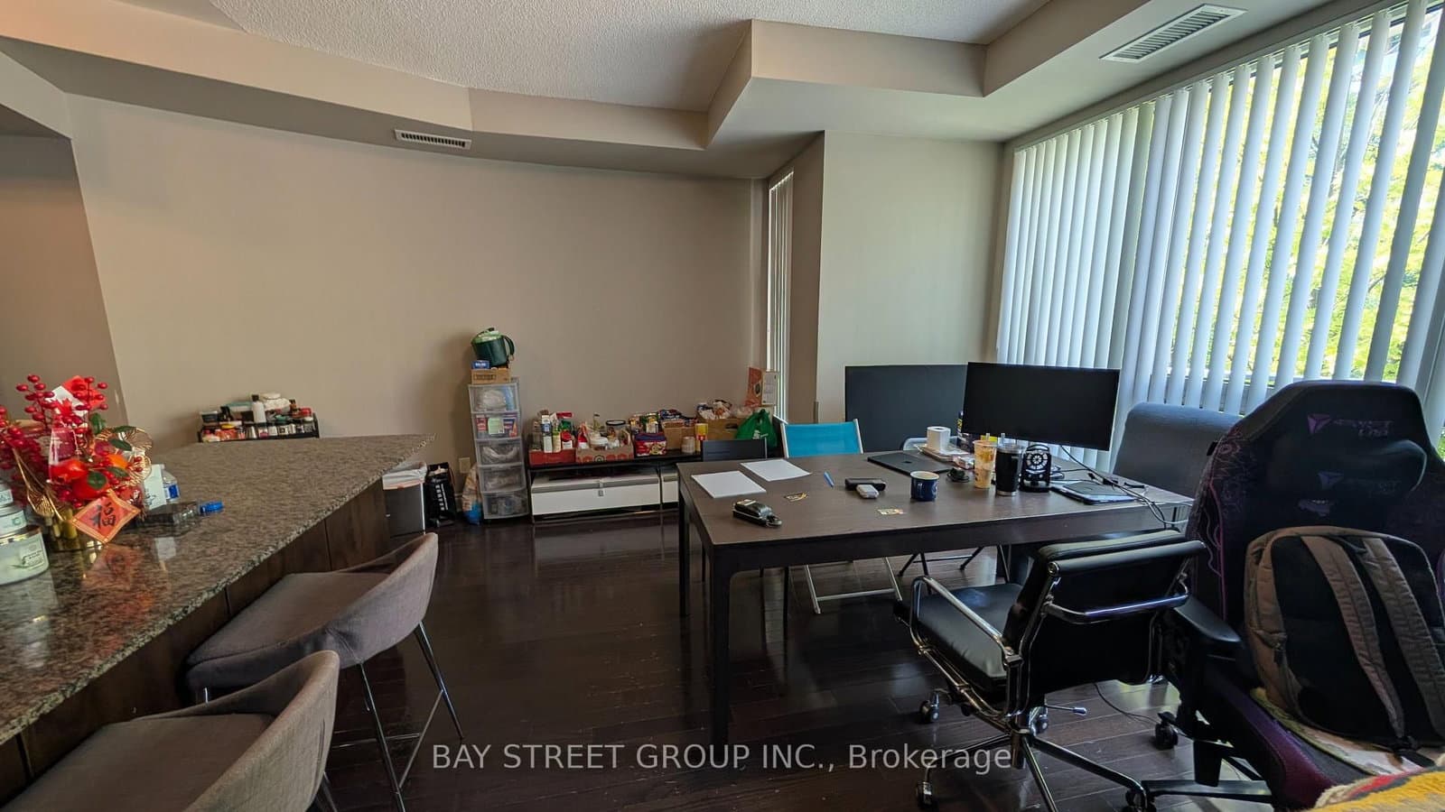 21 Olive Avenue, Unit TH201 thumbnail 6