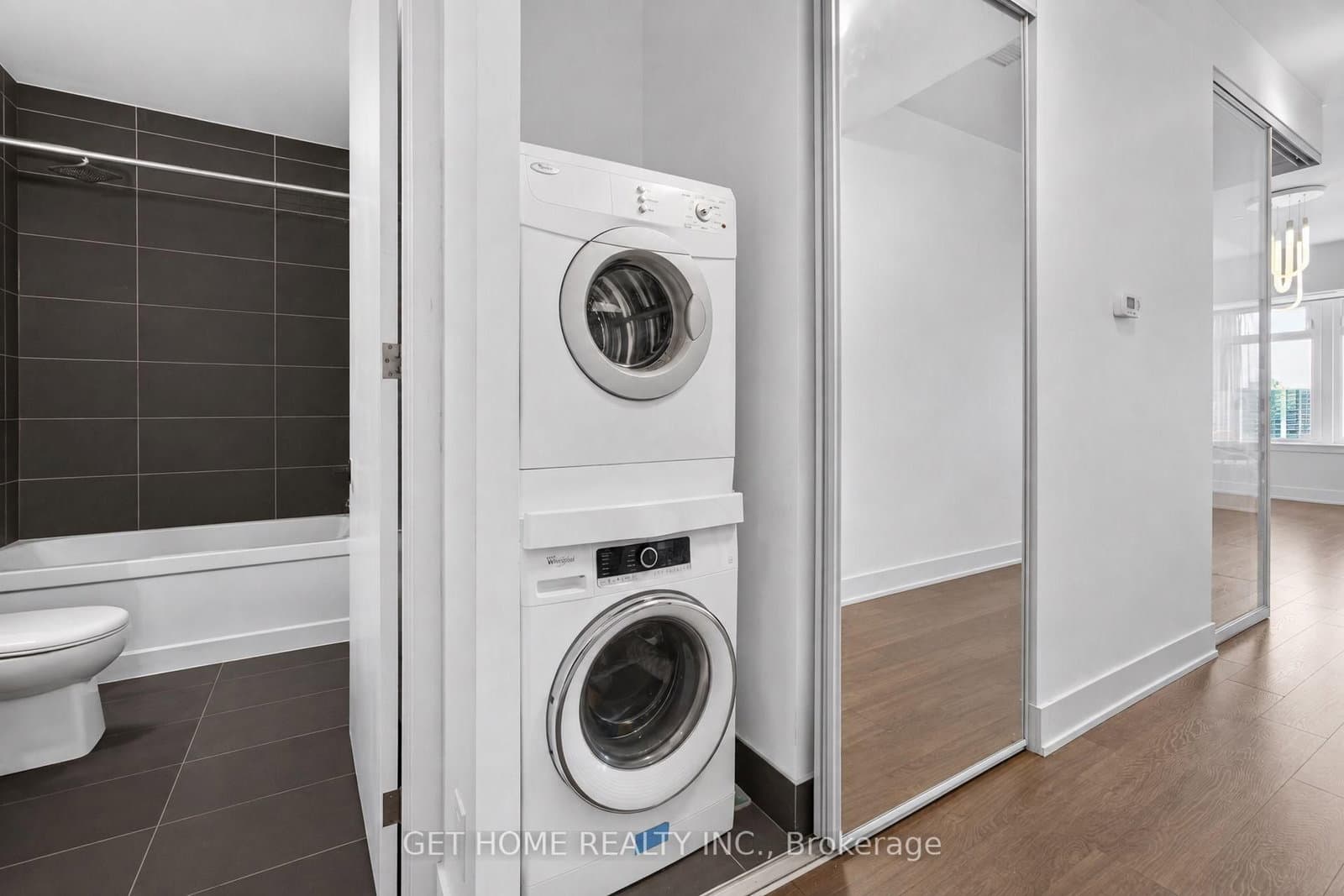 111 St Clair Avenue W, Unit 1203 thumbnail 16