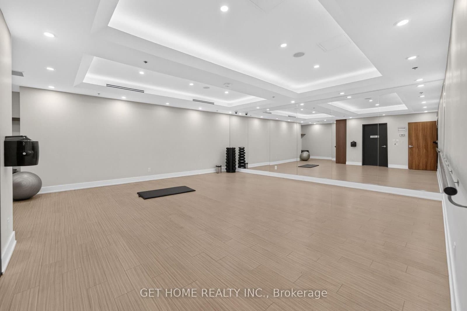 111 St Clair Avenue W, Unit 1203 thumbnail 25