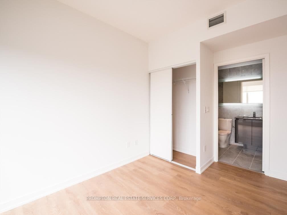 115 Mcmahon Drive, Unit 510 thumbnail 6