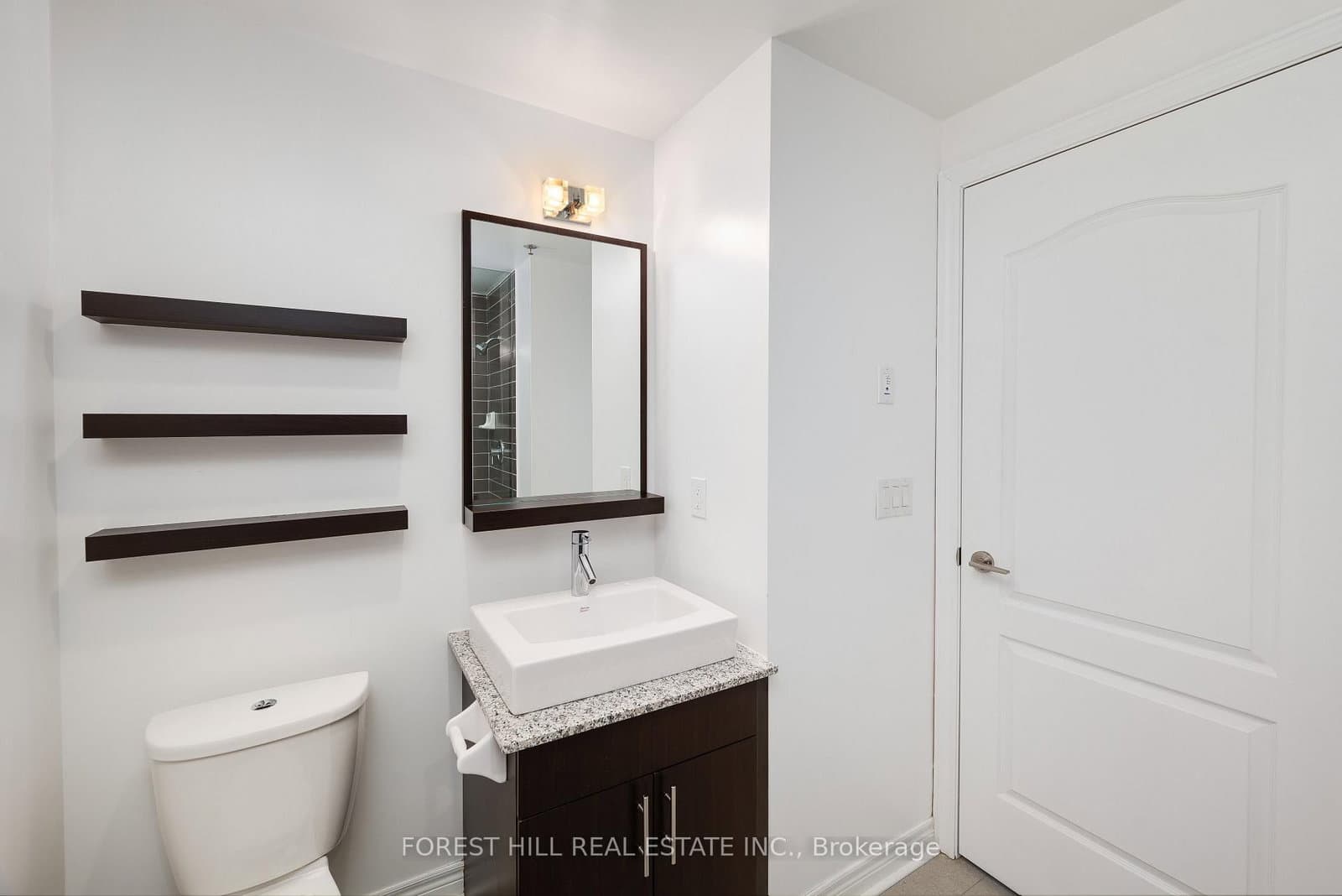 2756 Old Leslie Street, Unit 510 thumbnail 5