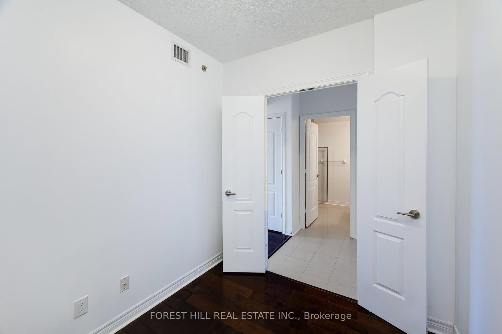 2756 Old Leslie Street, Unit 510 thumbnail 7