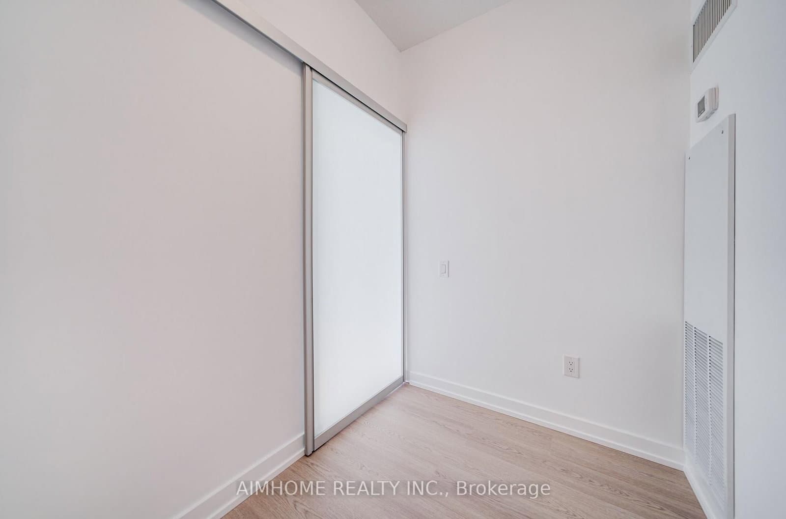 29 Singer Court, Unit 2109 thumbnail 9