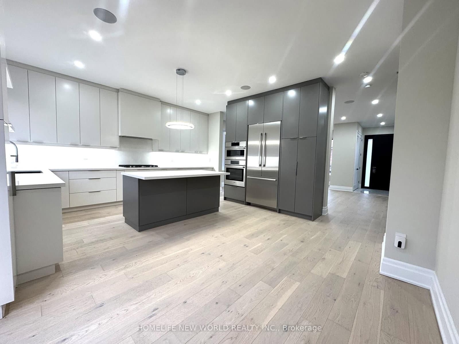 150 Viewmount Avenue thumbnail 19