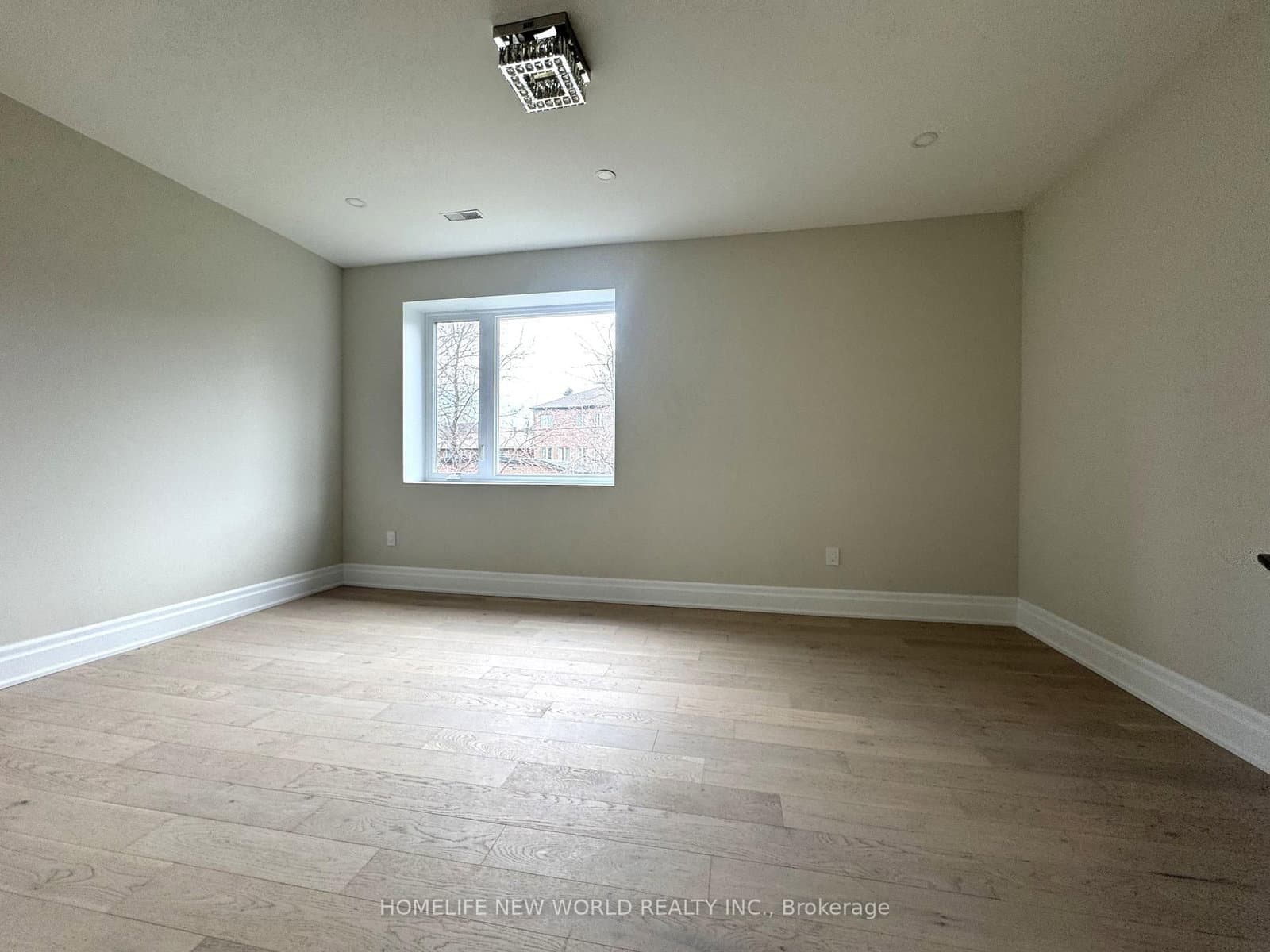 150 Viewmount Avenue thumbnail 30