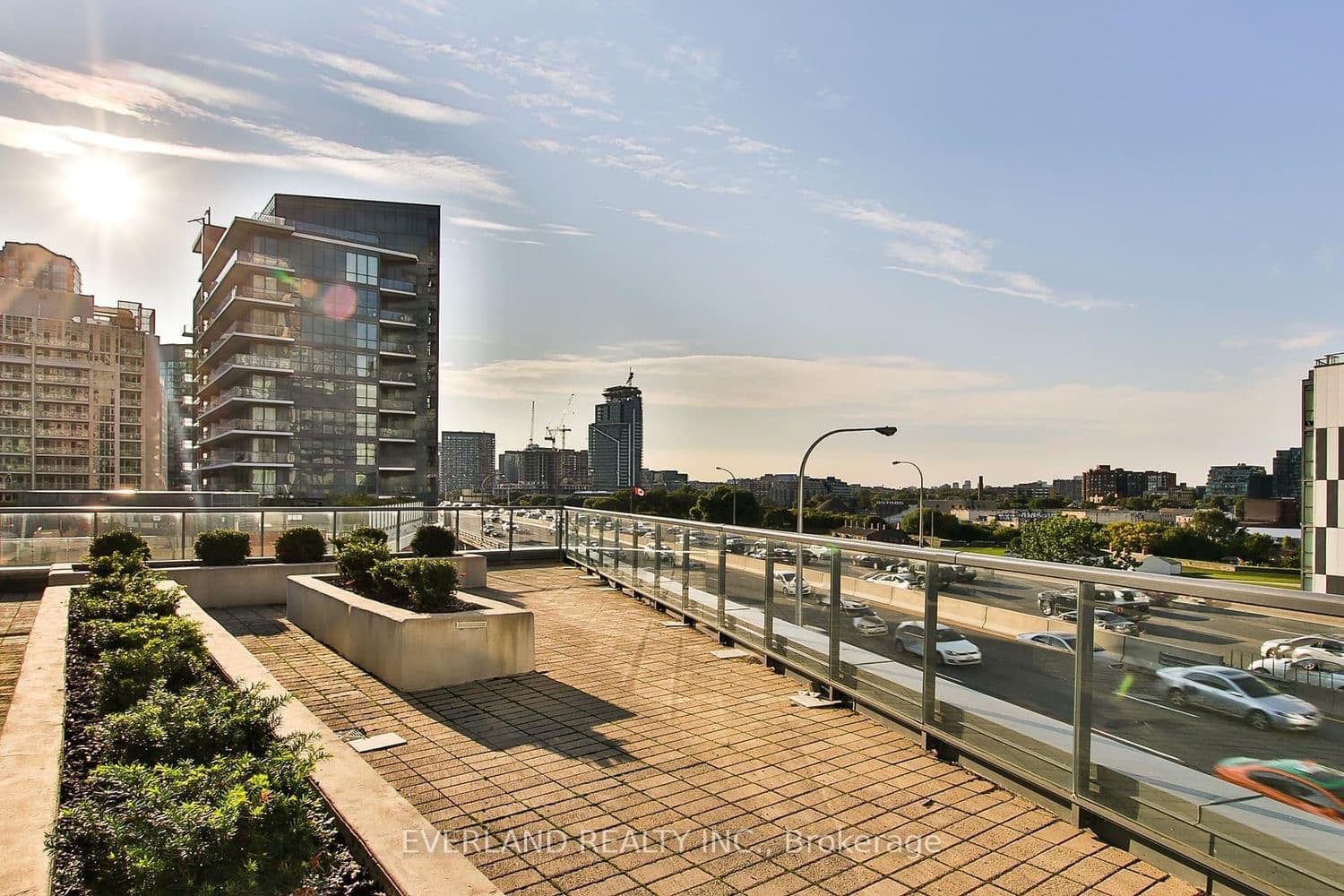 20 Bruyeres Mews, Unit 201 thumbnail 13