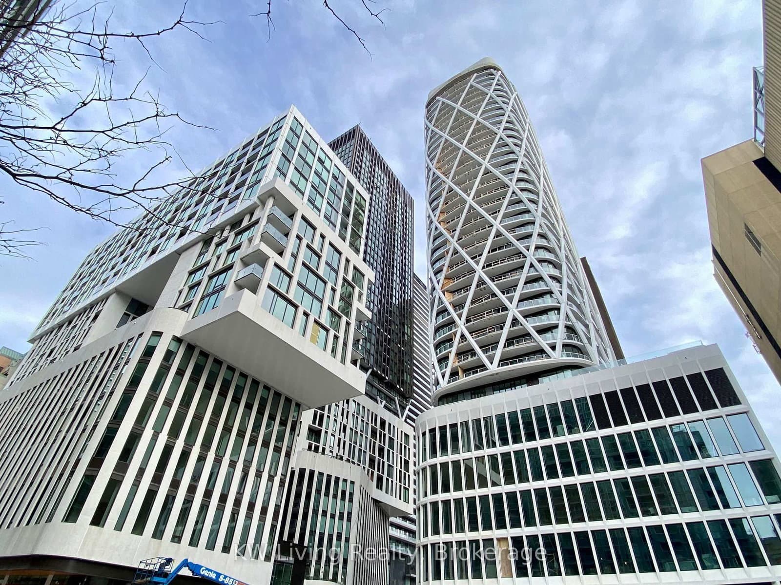 238 Simcoe Street, Unit 3208 - Image 1