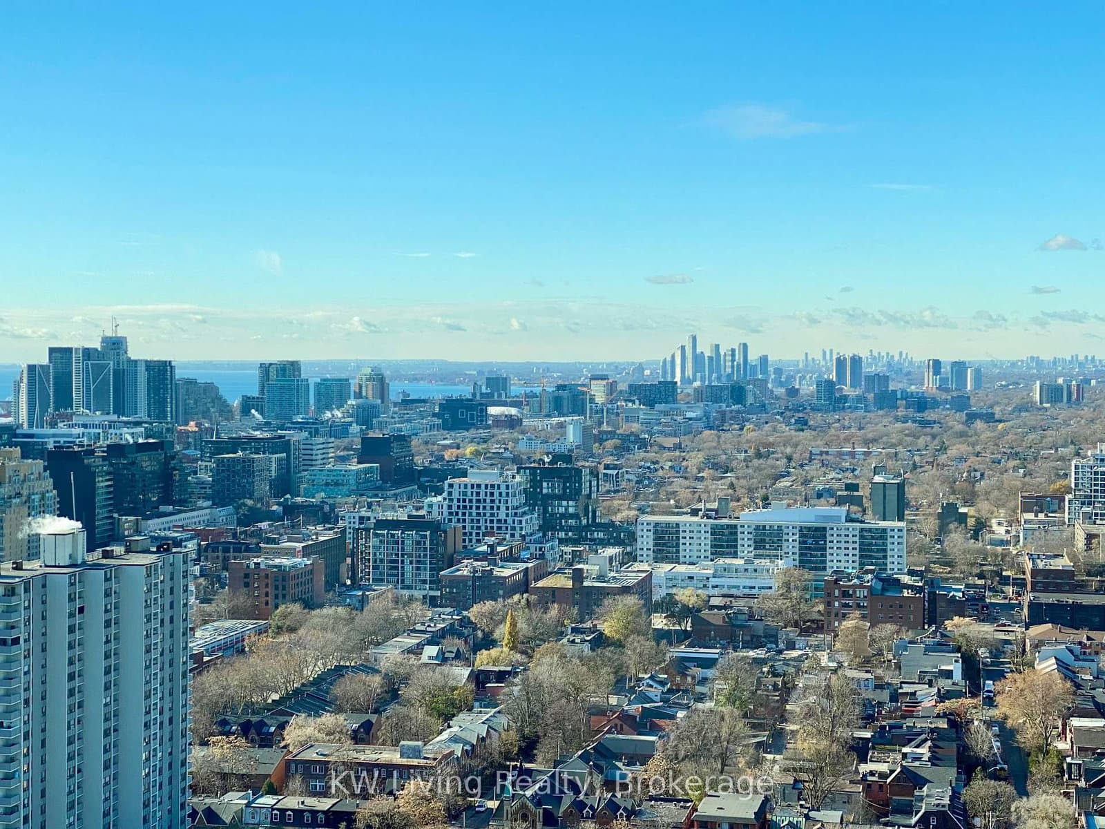 238 Simcoe Street, Unit 3208 thumbnail 36