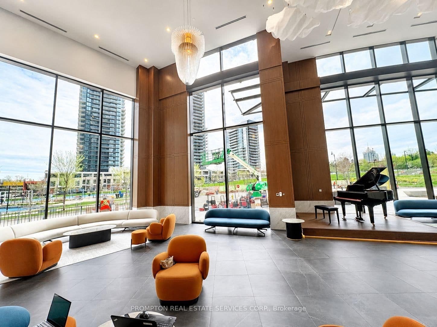 68 Esther Shiner Boulevard, Unit 2706 thumbnail 18