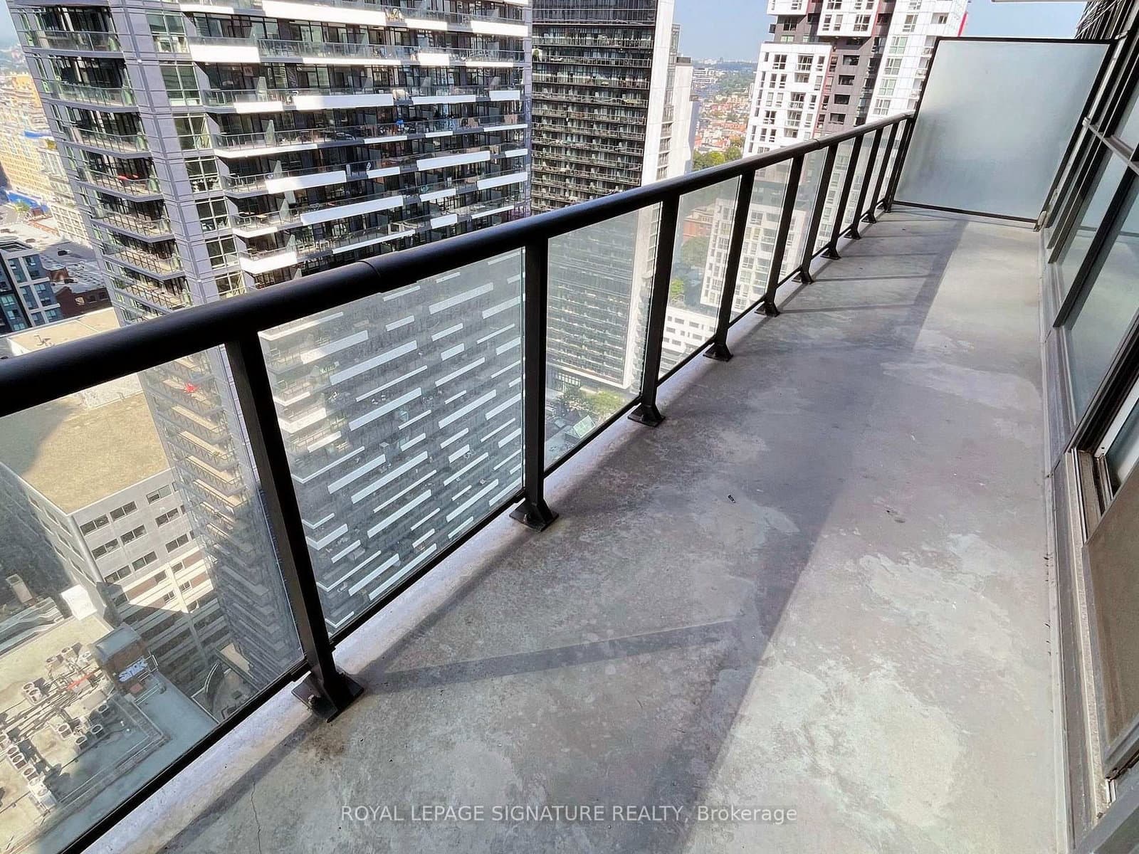 290 Adelaide Street W, Unit 2601 thumbnail 15