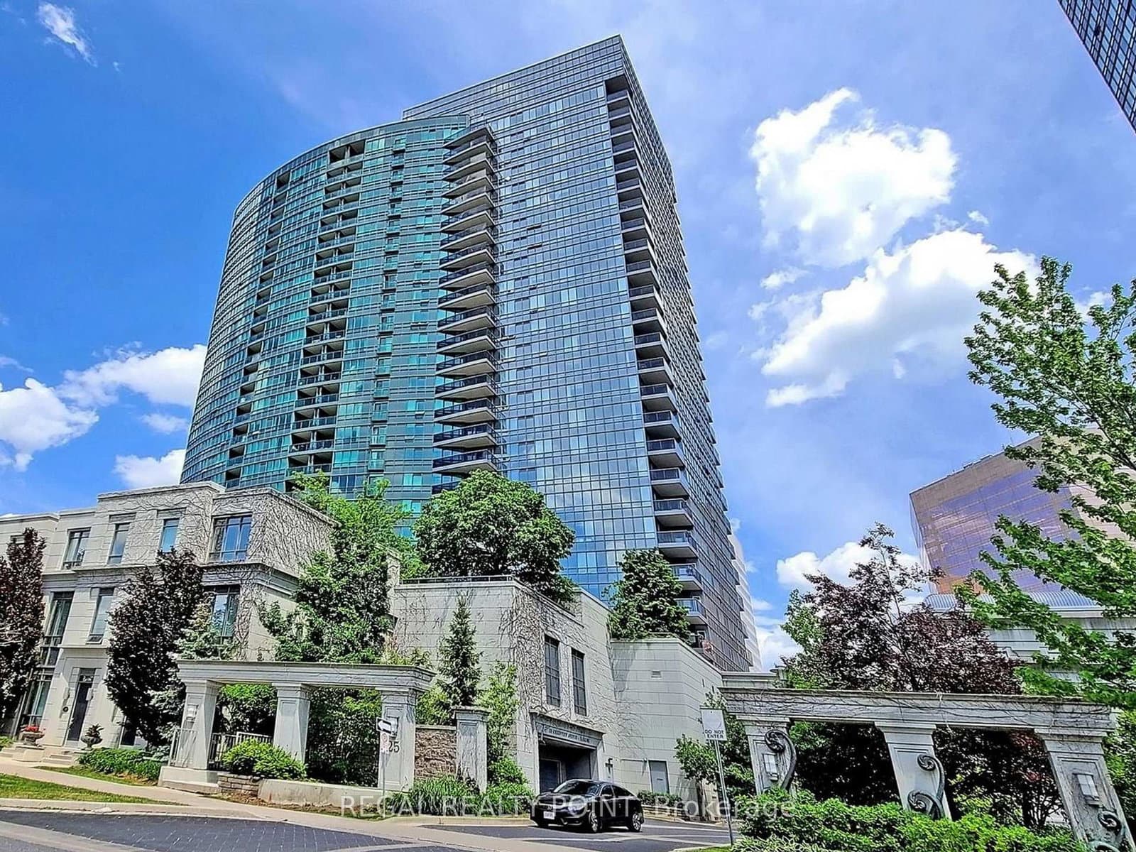 25 Greenview Avenue, Unit 2118 - Image 1