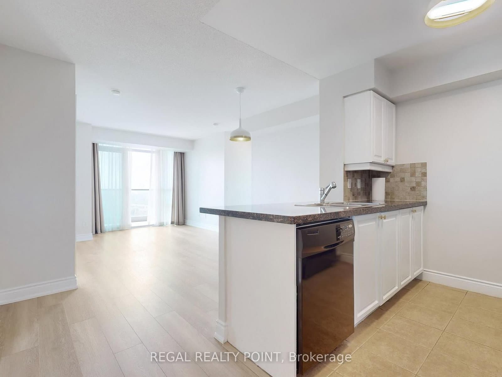 25 Greenview Avenue, Unit 2118 thumbnail 11
