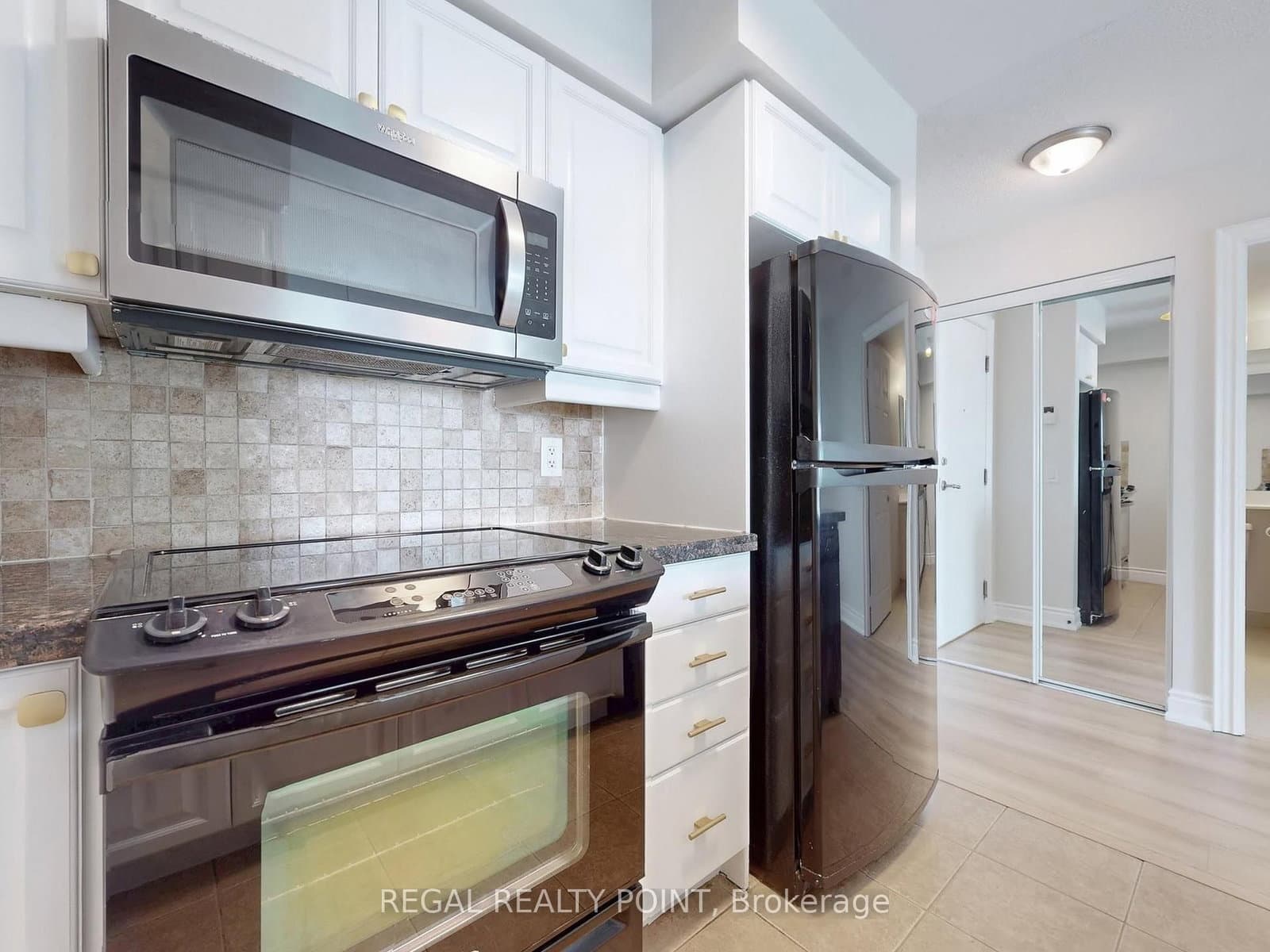 25 Greenview Avenue, Unit 2118 thumbnail 12