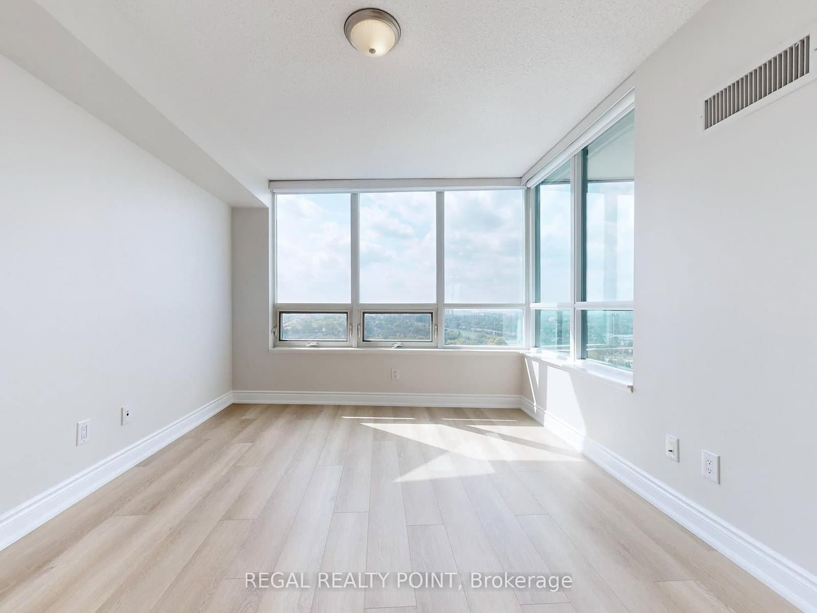 25 Greenview Avenue, Unit 2118 thumbnail 15