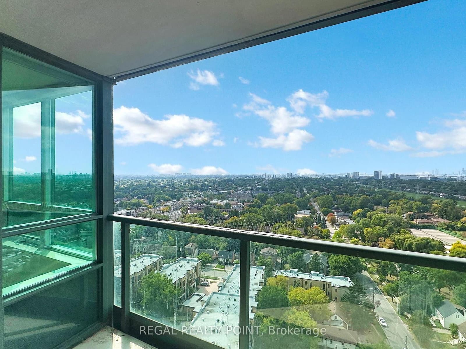 25 Greenview Avenue, Unit 2118 thumbnail 21