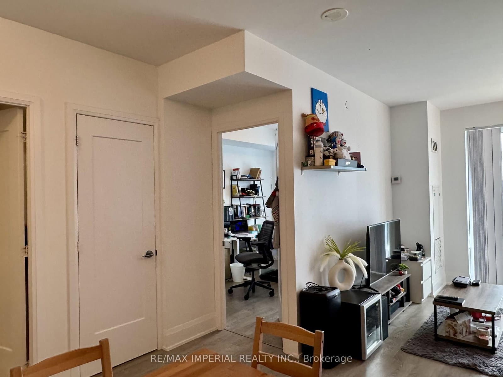 101 Erskine Avenue, Unit 2905 thumbnail 8