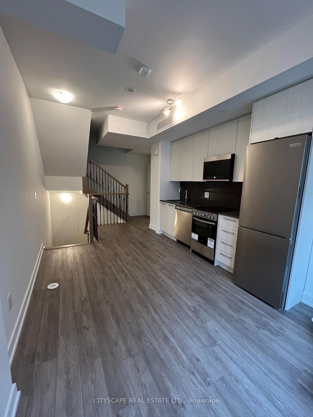 861 Sheppard Avenue W, Unit 9 thumbnail 14