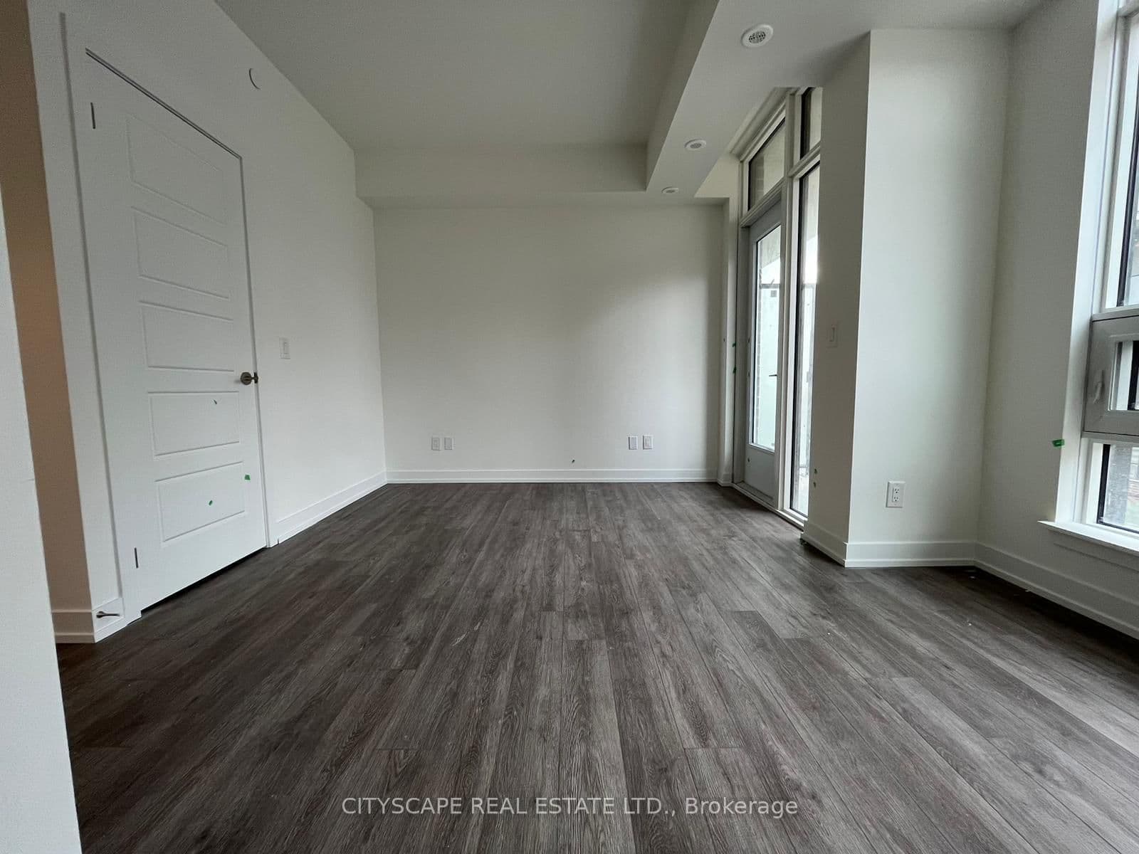 861 Sheppard Avenue W, Unit 9 thumbnail 5