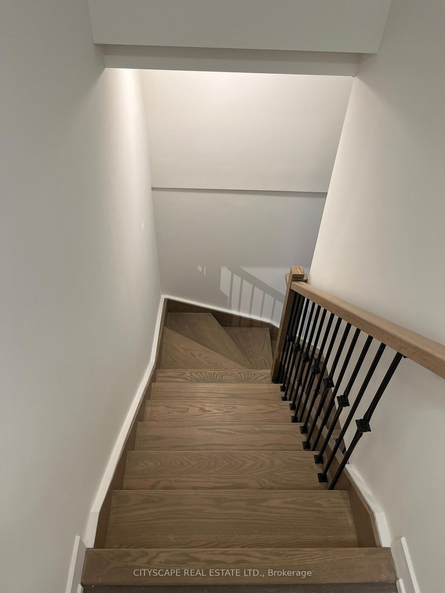 861 Sheppard Avenue W, Unit 9 thumbnail 9