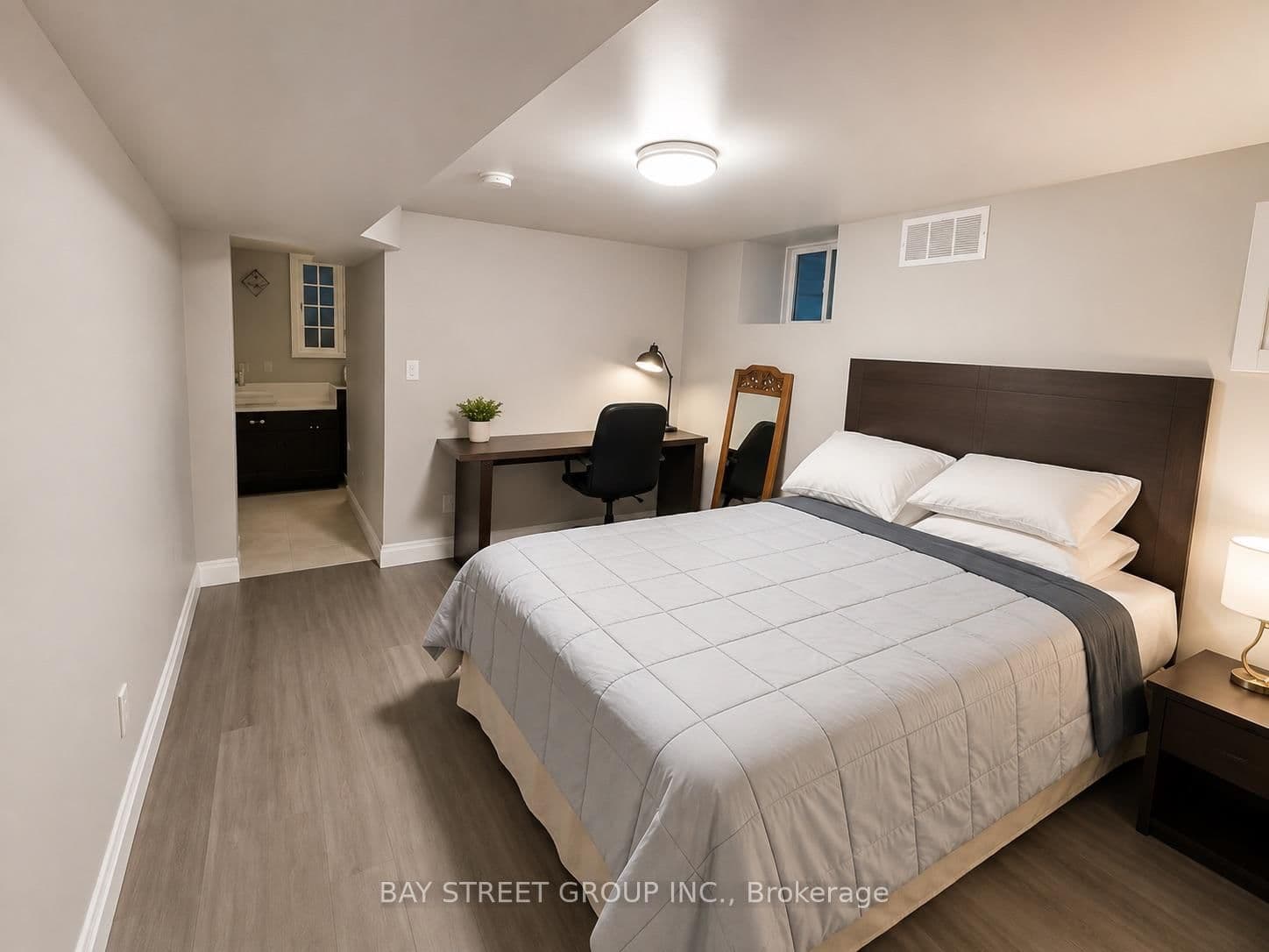 33 Dalton Road, Unit Main and Lower - Image 1