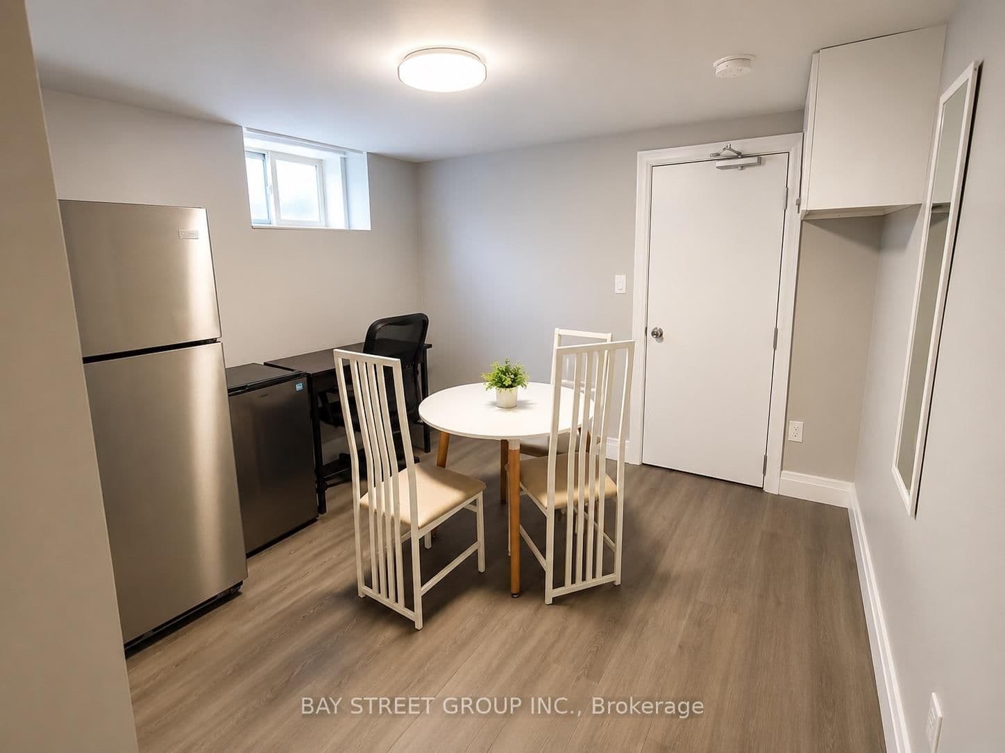 33 Dalton Road, Unit Main and Lower thumbnail 4