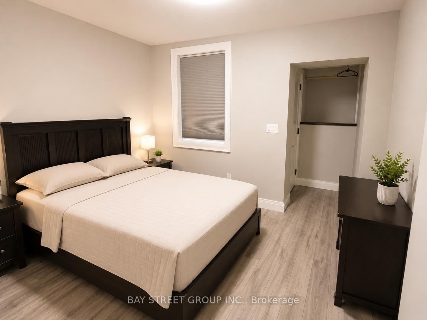 33 Dalton Road, Unit Main and Lower thumbnail 6