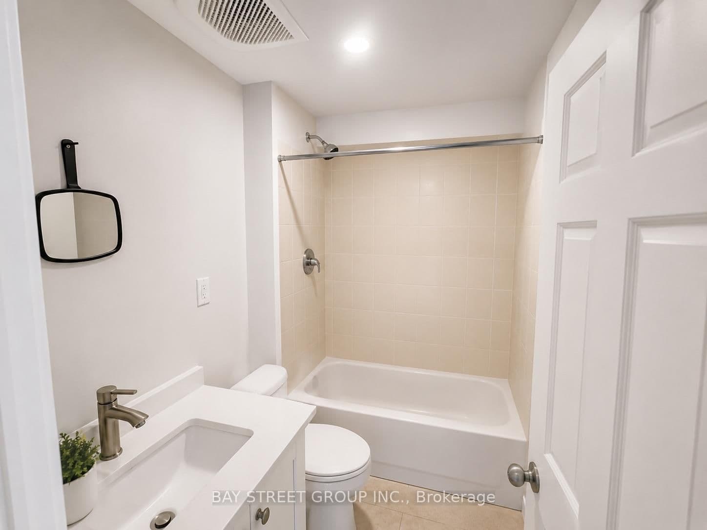 33 Dalton Road, Unit Main and Lower thumbnail 7