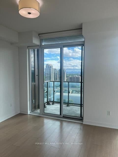 320 Tweedsmuir Avenue, Unit 1902 thumbnail 13