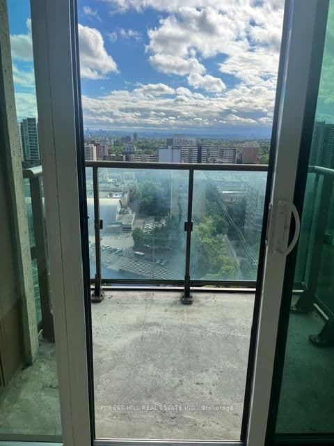 320 Tweedsmuir Avenue, Unit 1902 thumbnail 25