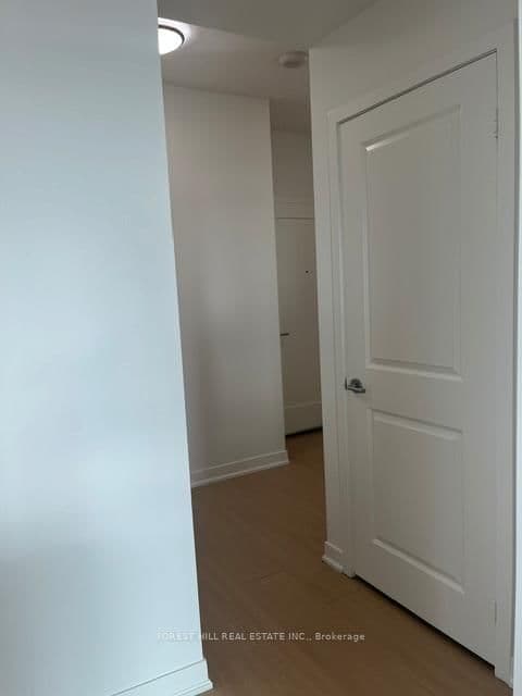 320 Tweedsmuir Avenue, Unit 1902 thumbnail 8