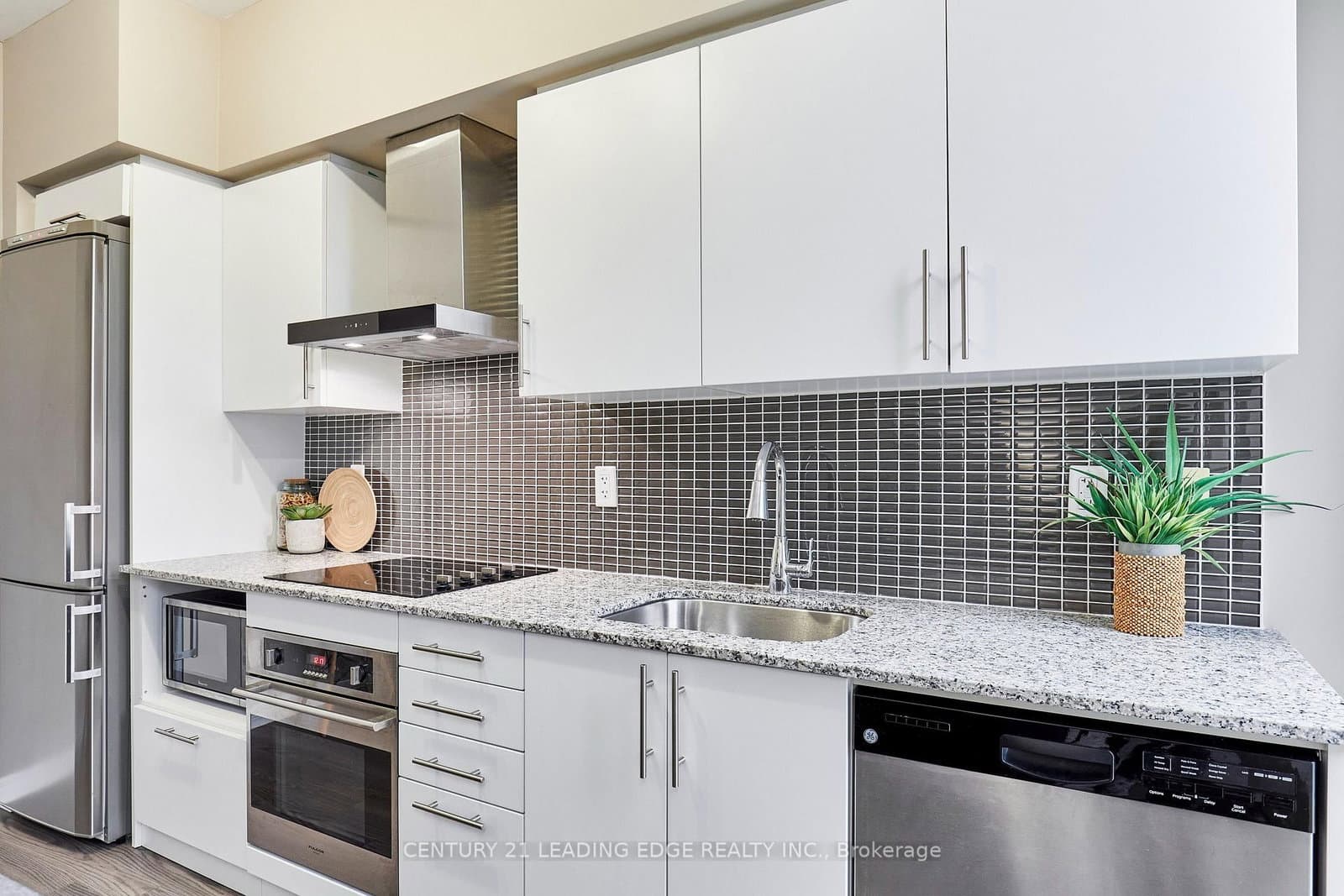 352 Front Street W, Unit PH08 thumbnail 12