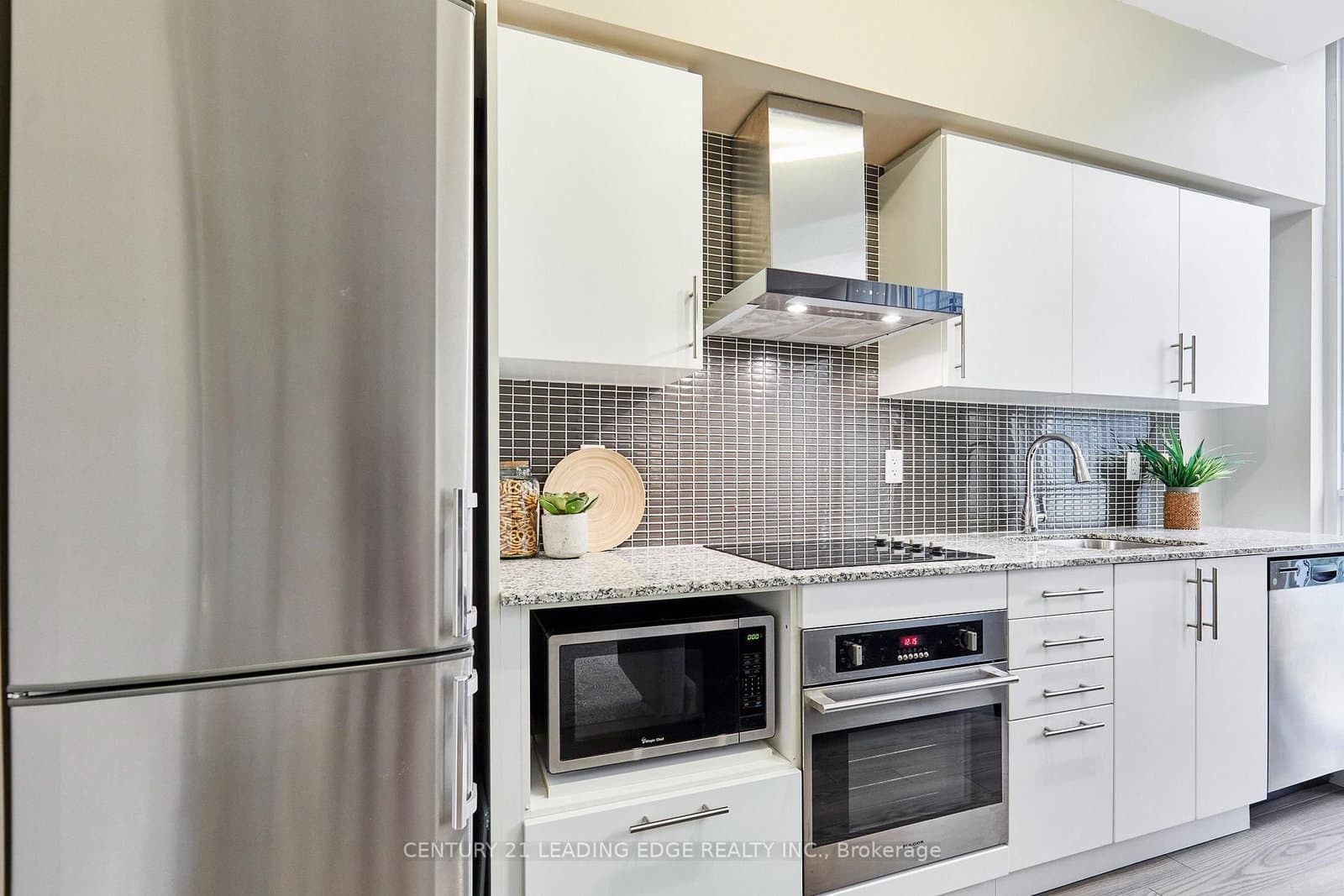 352 Front Street W, Unit PH08 thumbnail 13