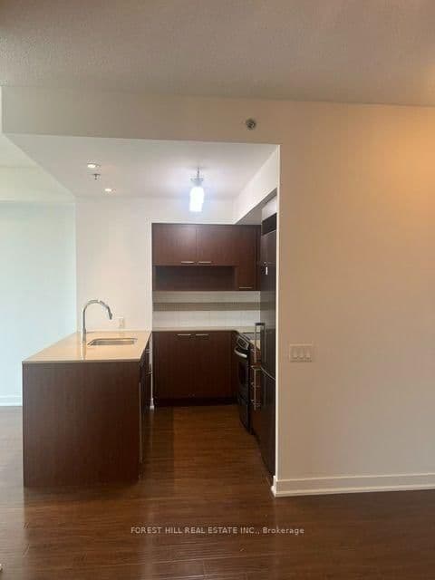 320 Tweedsmuir Avenue, Unit 509 thumbnail 9