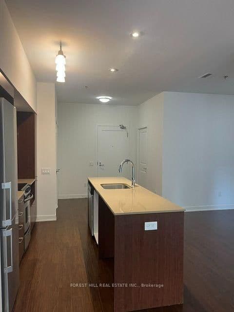 320 Tweedsmuir Avenue, Unit 111 thumbnail 10