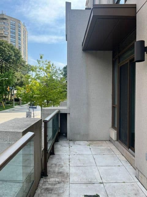 320 Tweedsmuir Avenue, Unit 111 thumbnail 21