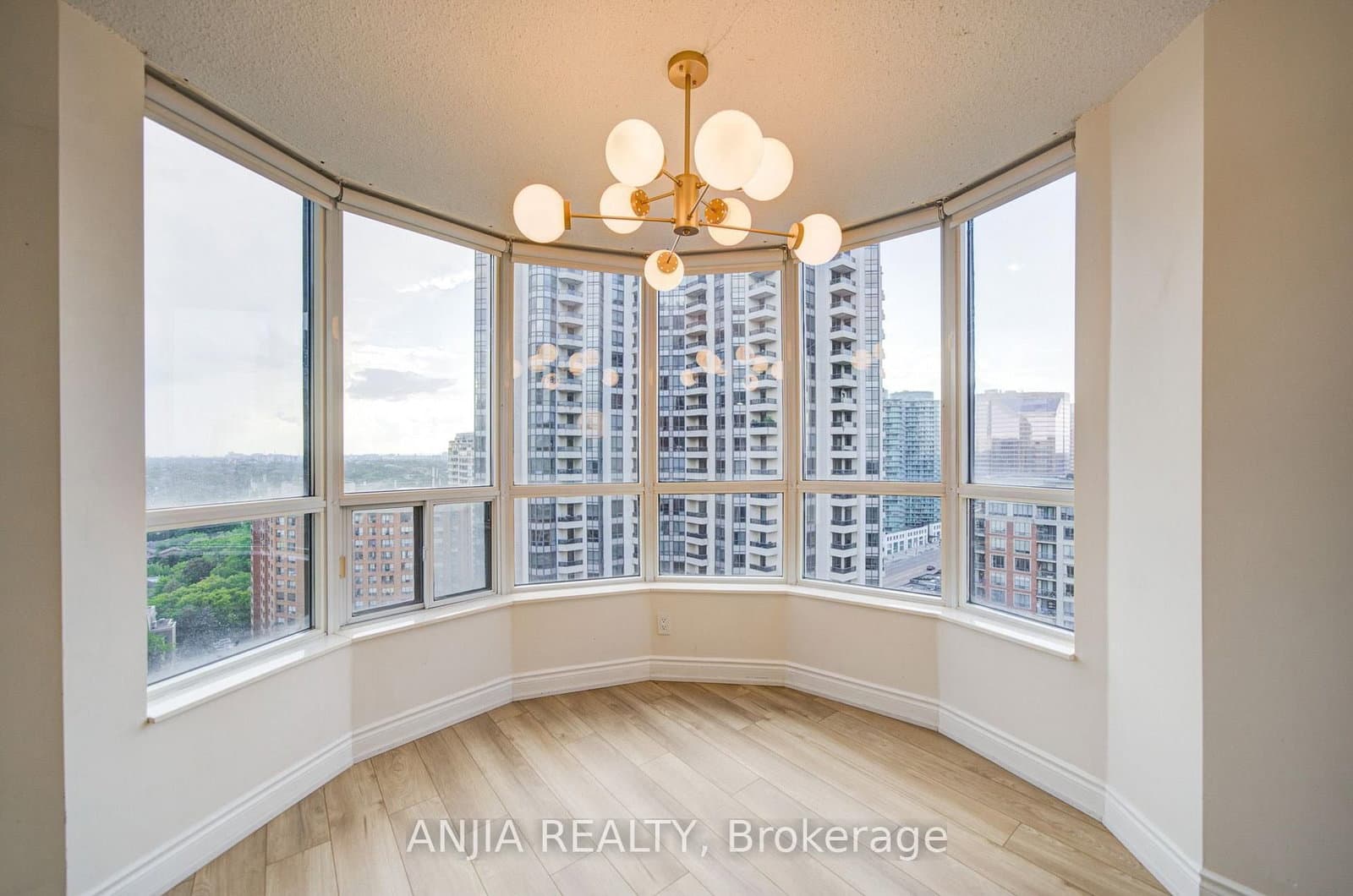 10 Northtown Way, Unit 1811 thumbnail 15