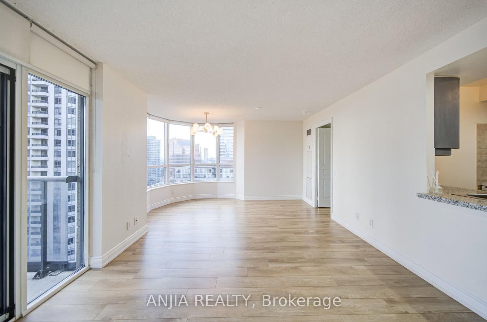 10 Northtown Way, Unit 1811 thumbnail 16